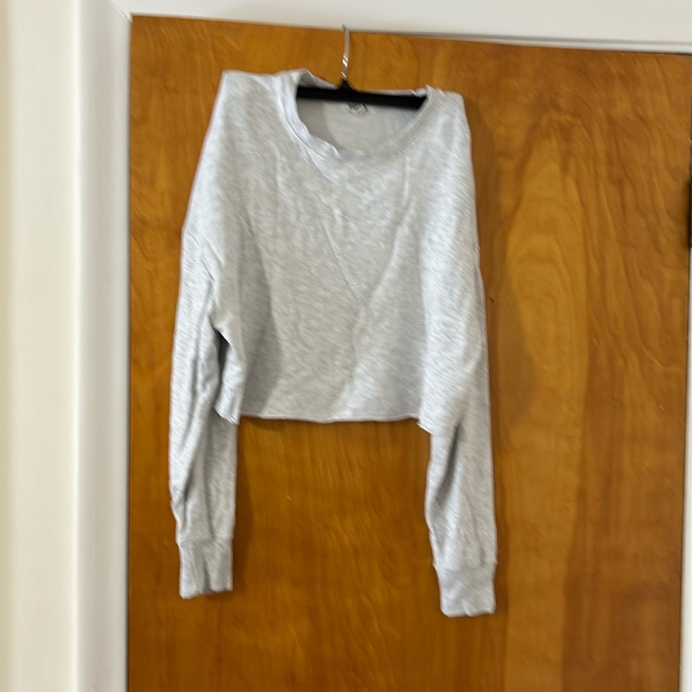 Garage women’s extra-small, silver, longsleeve top